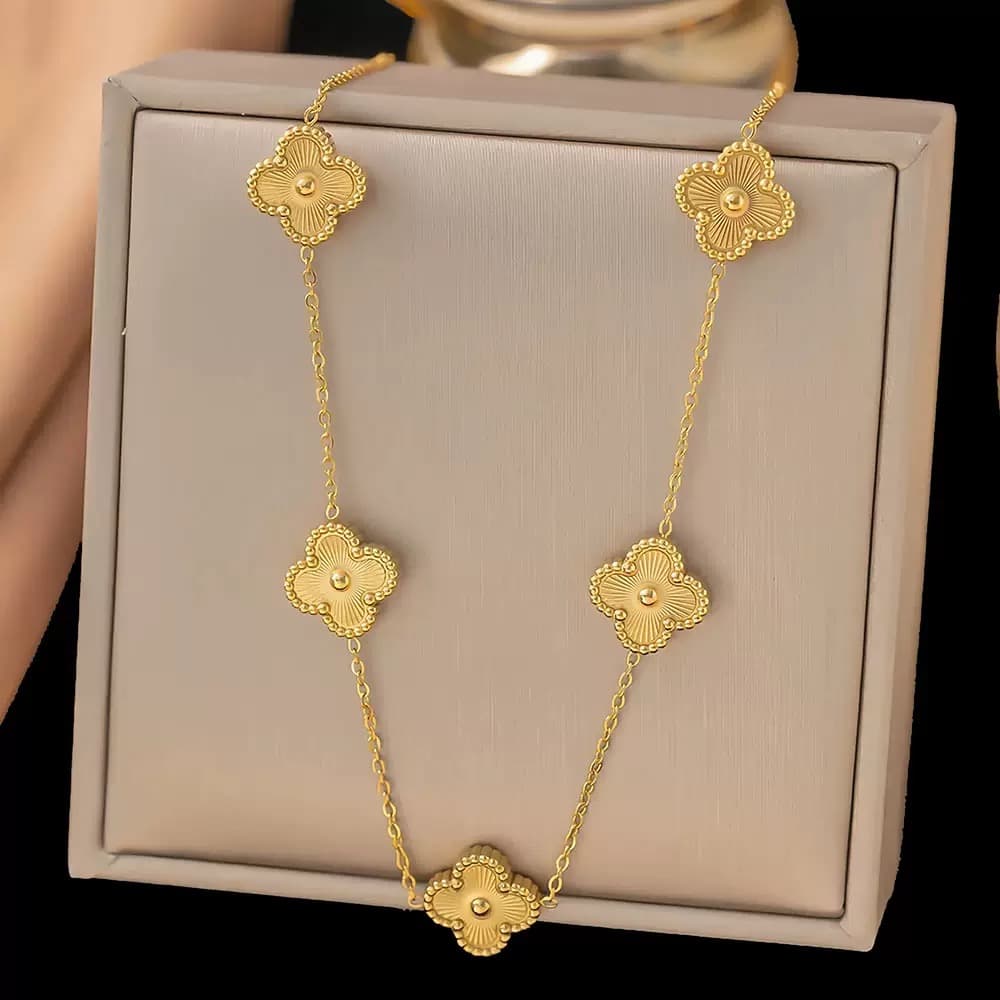 Van Cleef Gold Necklace